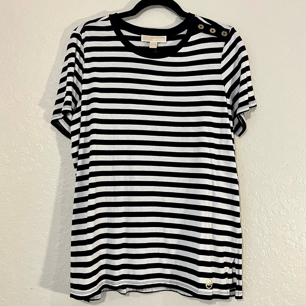 NWT Michael Kors Black & White Stripped T-Shirt; Size Large!